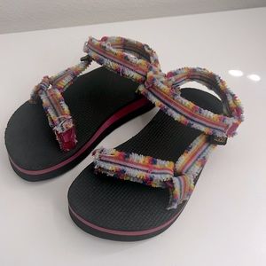 Teva Rainbow Midform Fray Frazier Multi Platform Sandals Youth Girls Size 11